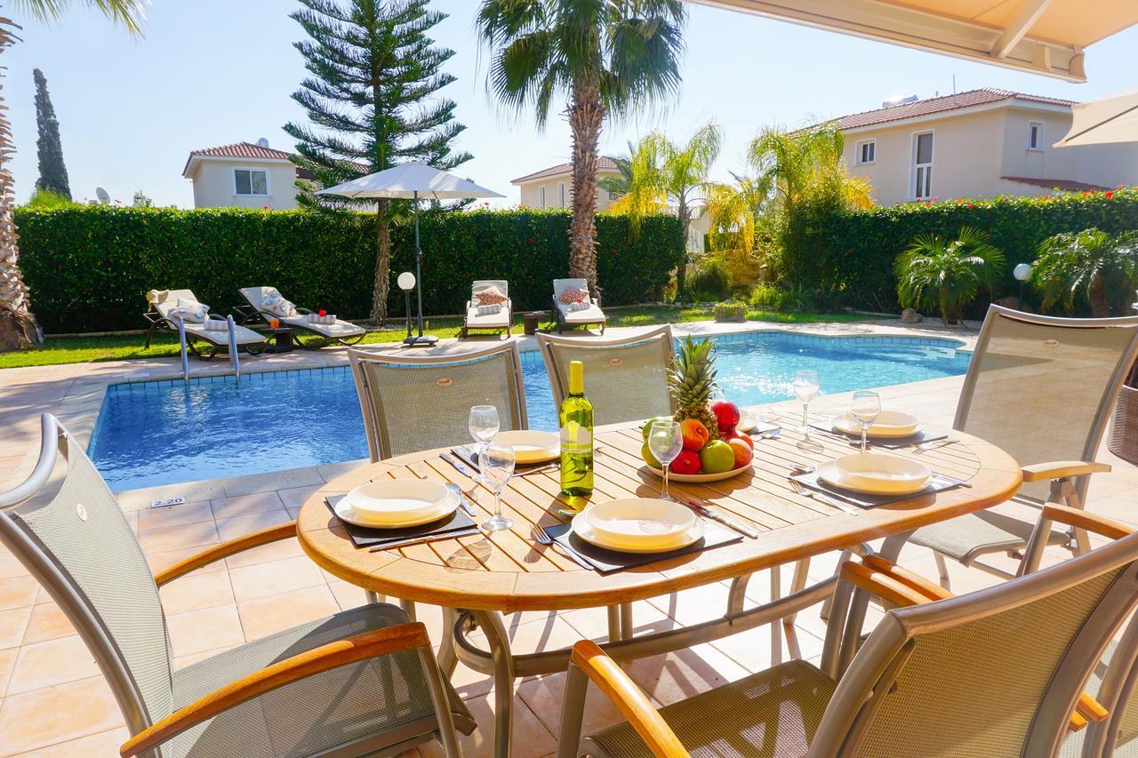 Villa Casa Mia By Ezoria Villas คอรัลเบย์ ภายนอก รูปภาพ